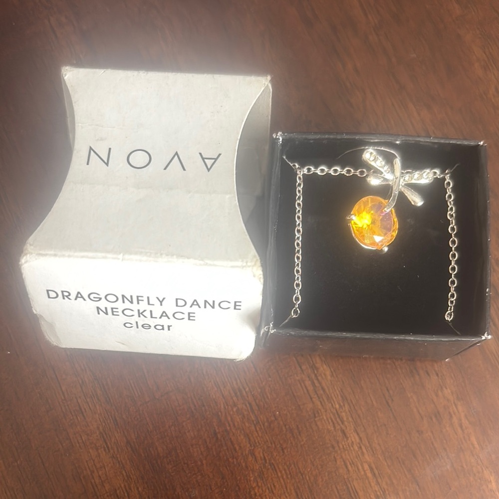 Avon Dragonfly Dance Necklace